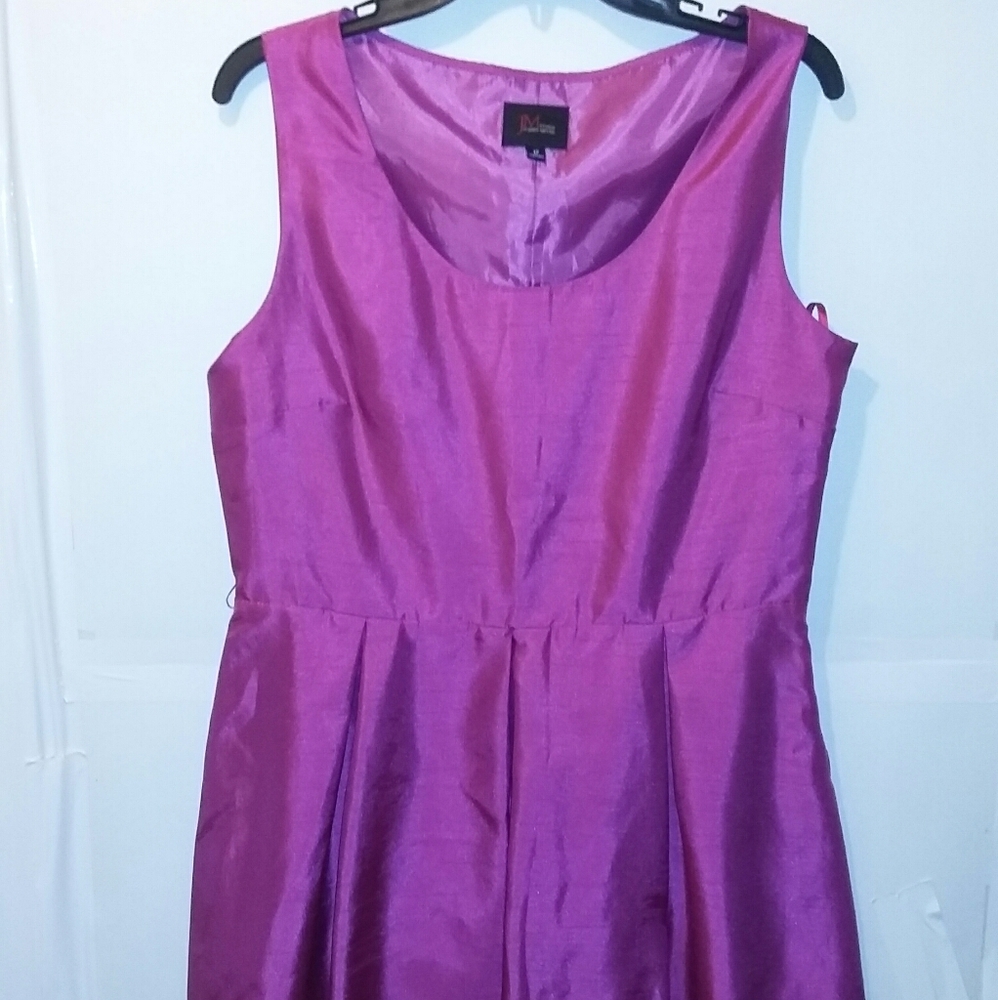 Party Dress in Fuchsia Size 12
